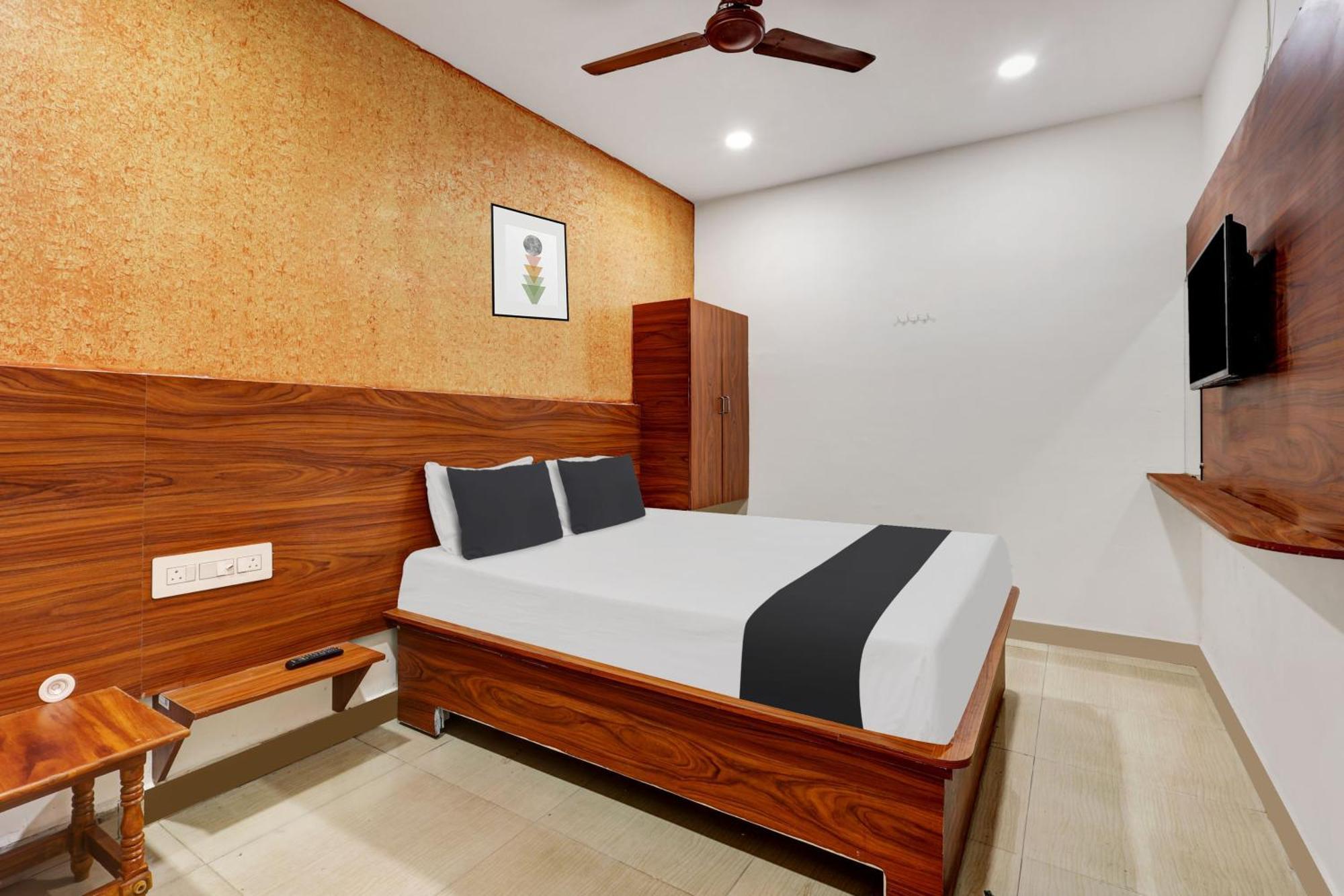 ויסאקפאטנם Hotel O Gangothri Lodge מראה חיצוני תמונה